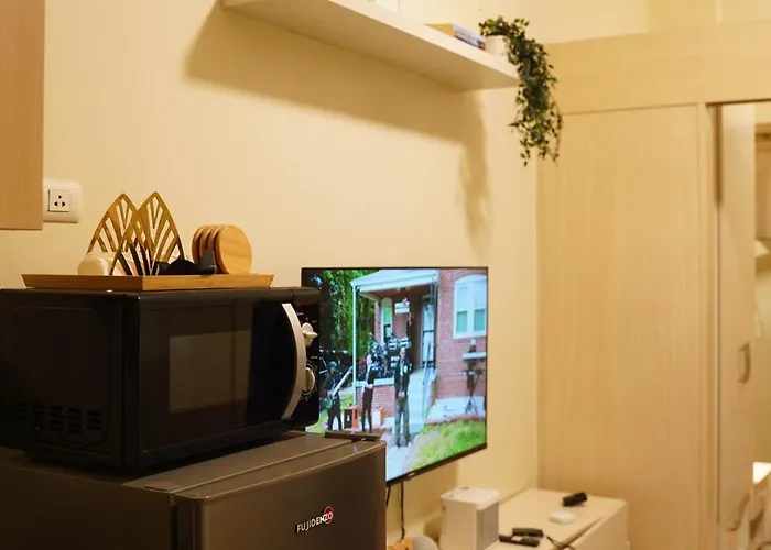 Aparthotel Smdc Light Balcony Smart Tv Alexa Cozy Retreat *