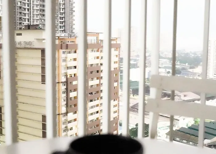 Aparthotel Smdc Light Balcony Smart Tv Alexa Cozy Retreat Manila